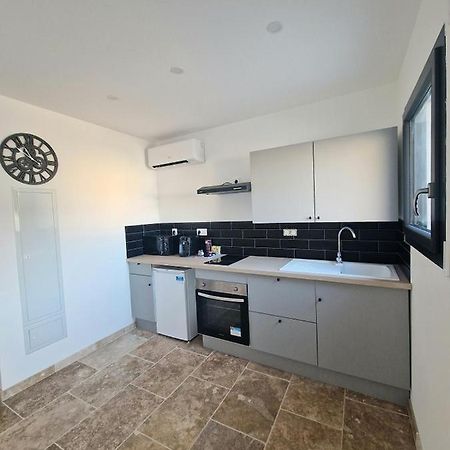 Plages Et Terres Apartment Bessan Exterior foto