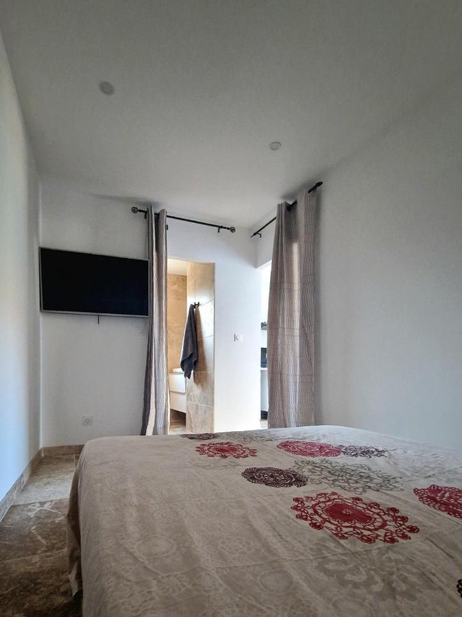 Plages Et Terres Apartment Bessan Exterior foto